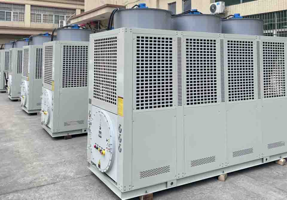 75-hp DIIBT4 air-cooled anti-explosion chillers for Petrochemical company